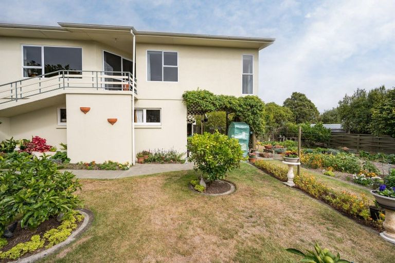 Photo of property in 22 Hebberd Place, Richmond, 7020