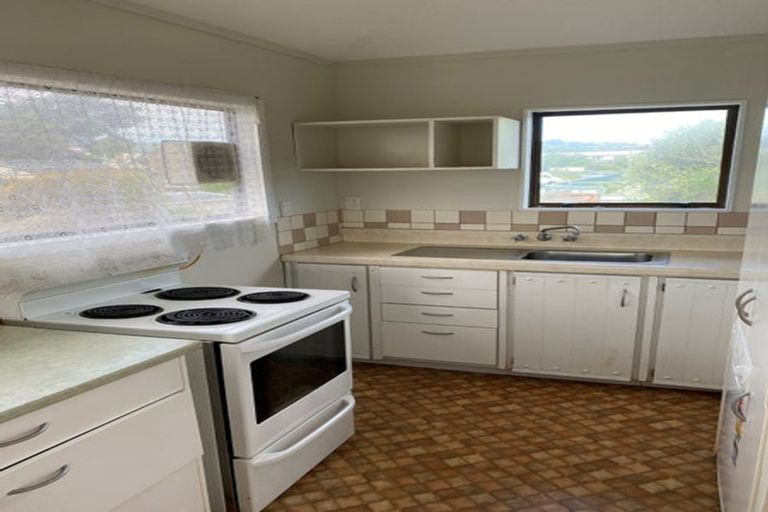Photo of property in 15 Tireti Road, Titahi Bay, Porirua, 5022