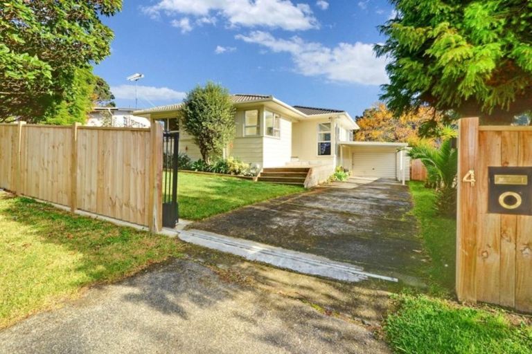 Photo of property in 4 Glastron Place, Bayview, Auckland, 0629