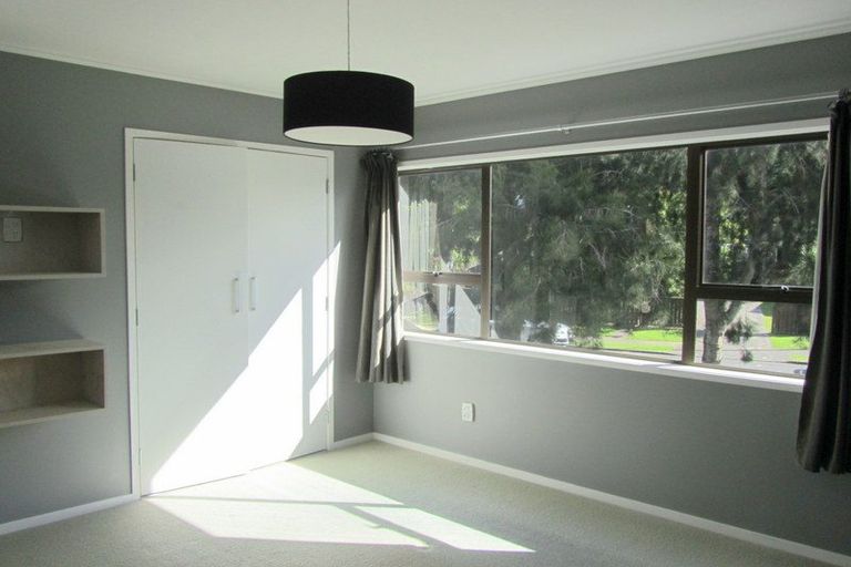 Photo of property in 75 Oaktree Avenue, Browns Bay, Auckland, 0630