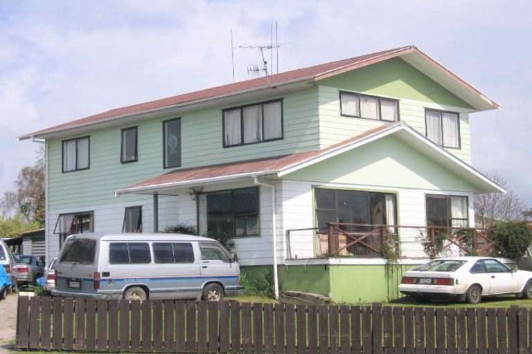 Photo of property in 10 Pohutukawa Drive, Owhata, Rotorua, 3010