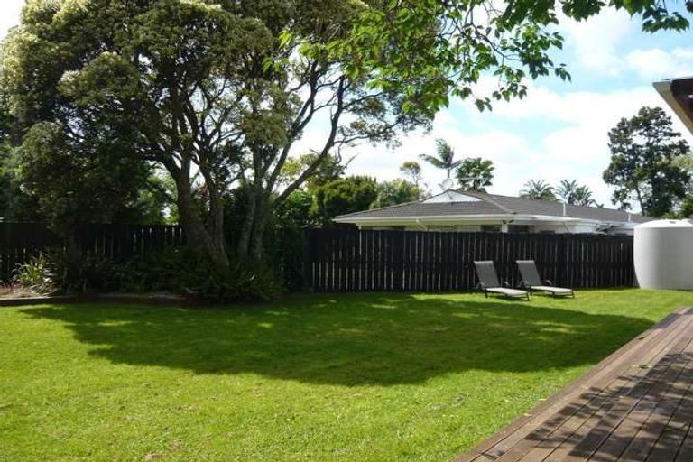 Photo of property in 22 Montmere Avenue, Te Atatu Peninsula, Auckland, 0610