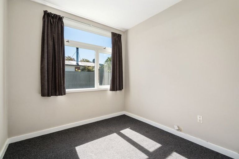 Photo of property in 9 Telegraph Road, Darfield, 7510
