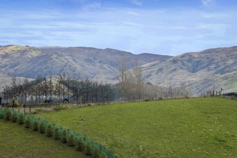 Photo of property in 49a Hall Road, Bannockburn, 9384