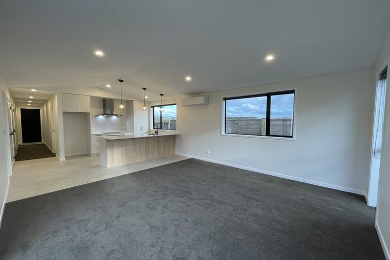 Photo of property in 8 Whau Lane, Papamoa, 3118