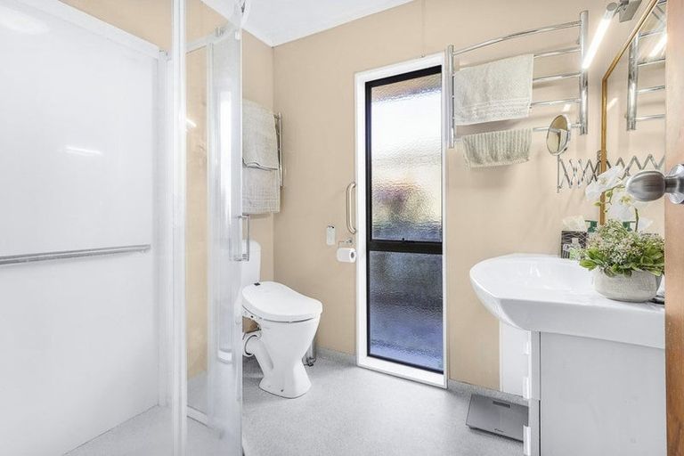 Photo of property in 21 Leyton Place, Nawton, Hamilton, 3200