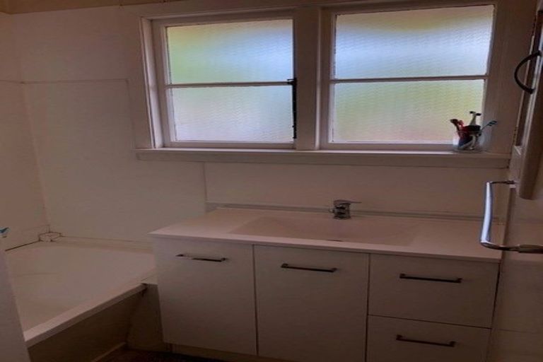 Photo of property in 123 Marshland Road, Shirley, Christchurch, 8061