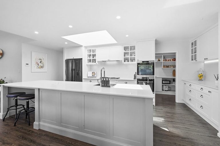 Photo of property in 7 Tupare Place, Highlands Park, New Plymouth, 4312