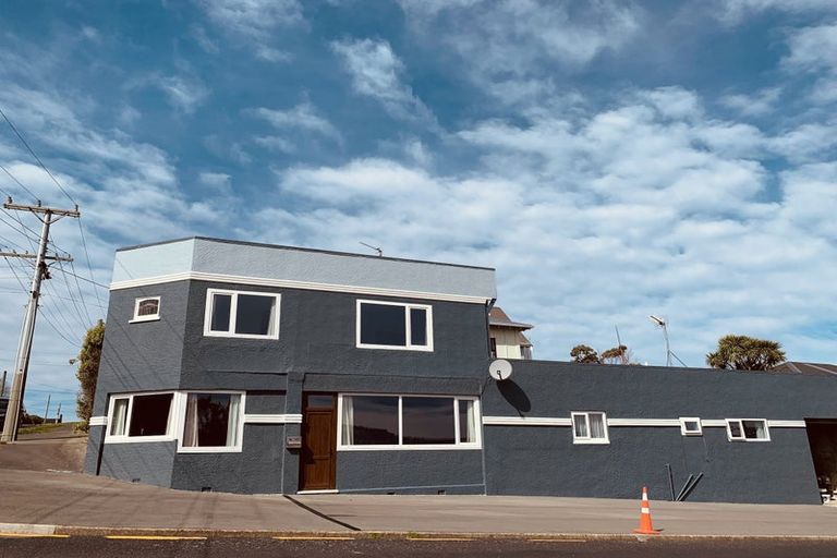 Photo of property in 1 Minto Street, Andersons Bay, Dunedin, 9013