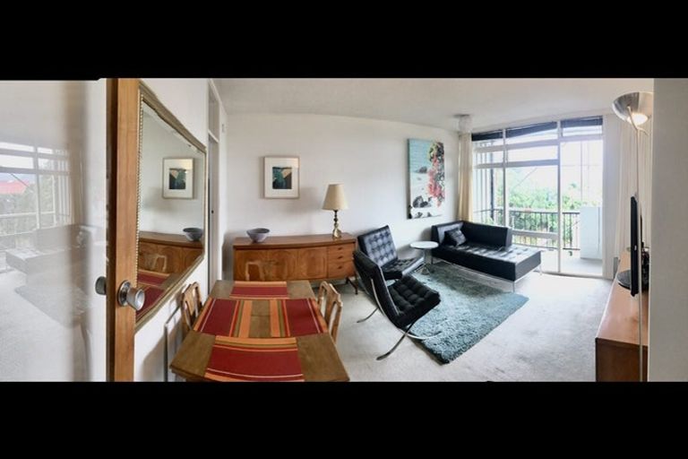 Photo of property in Manston Apartments, 3c/145 Ohiro Road, Brooklyn, Wellington, 6021