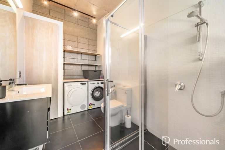 Photo of property in 616b Marine Drive, Days Bay, Lower Hutt, 5013