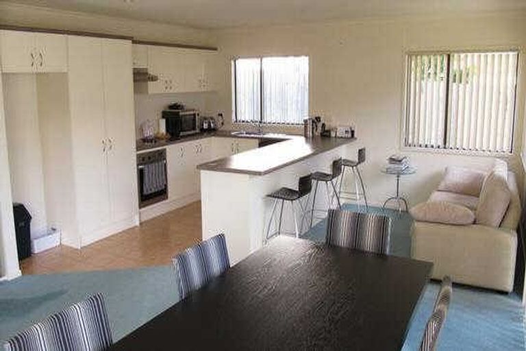 Photo of property in 30 Mahoney Drive, Albany, Auckland, 0632