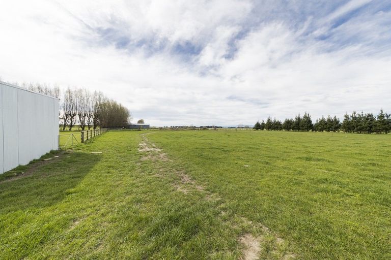 Photo of property in 265 Hoihere Road, Tiakitahuna, Palmerston North, 4477