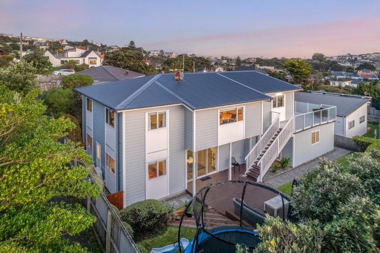 Photo of property in 21a Richard Street, Titahi Bay, Porirua, 5022