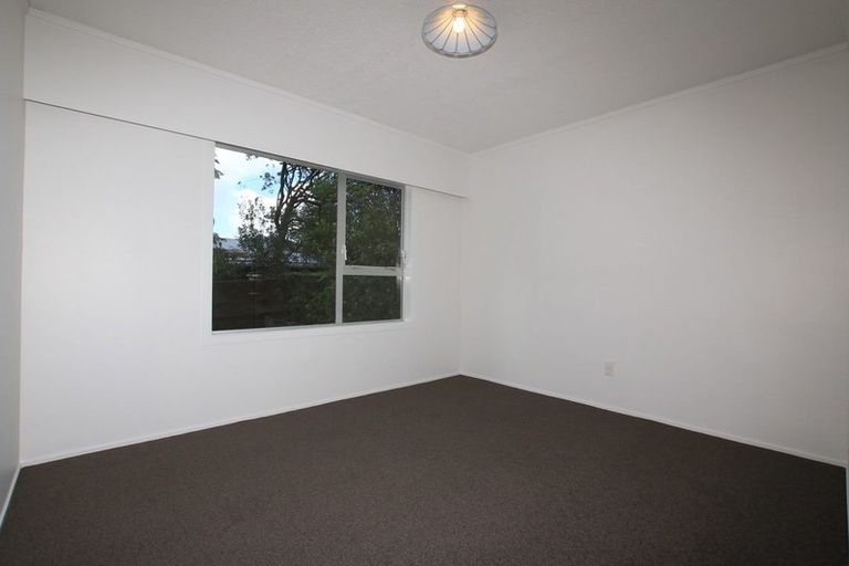 Photo of property in 7/126 Lynwood Road, New Lynn, Auckland, 0600
