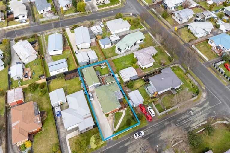 Photo of property in 4 Bremridge Place, Melville, Hamilton, 3206