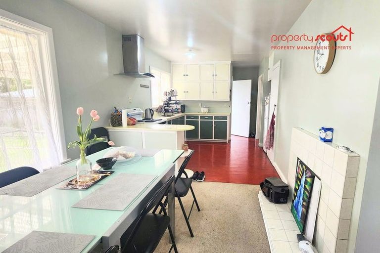 Photo of property in 48 Greendale Avenue, Avonhead, Christchurch, 8042