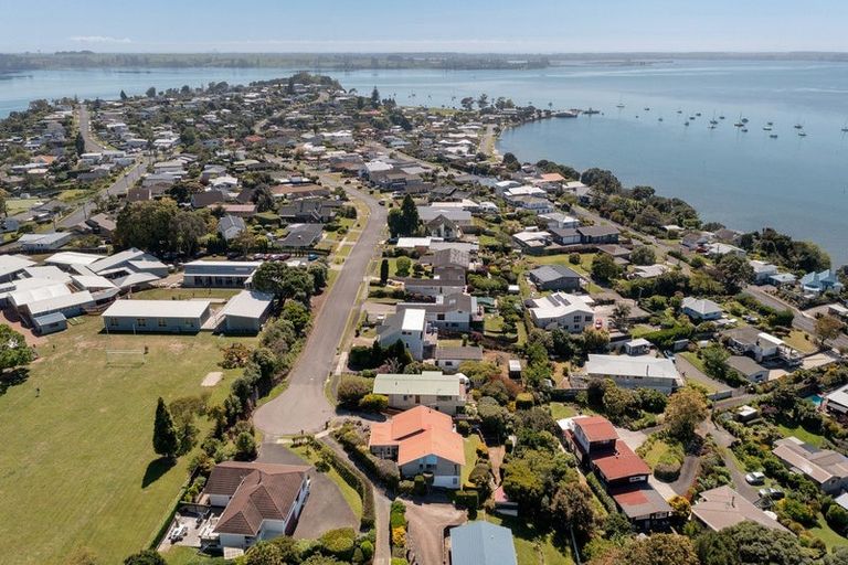 Photo of property in 53 Coppelia Avenue, Omokoroa, 3114