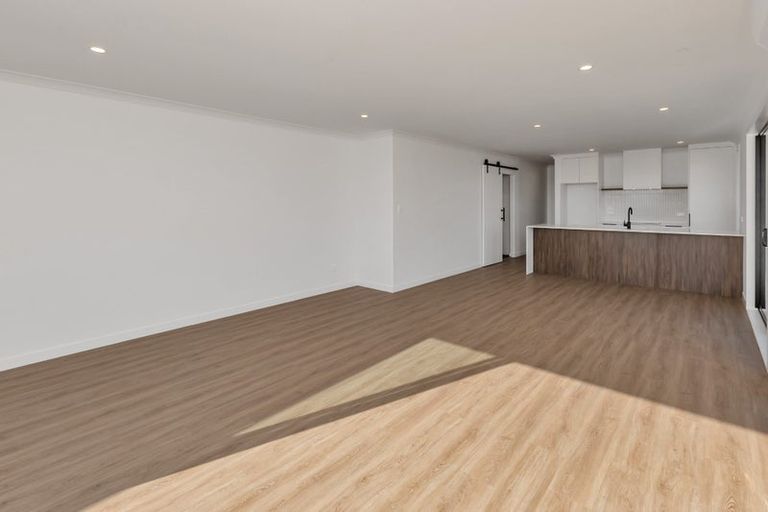 Photo of property in 8 Taurangawaka Road, One Tree Point, 0118