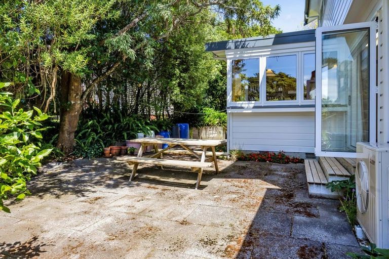 Photo of property in 75c Govett Avenue, Frankleigh Park, New Plymouth, 4310