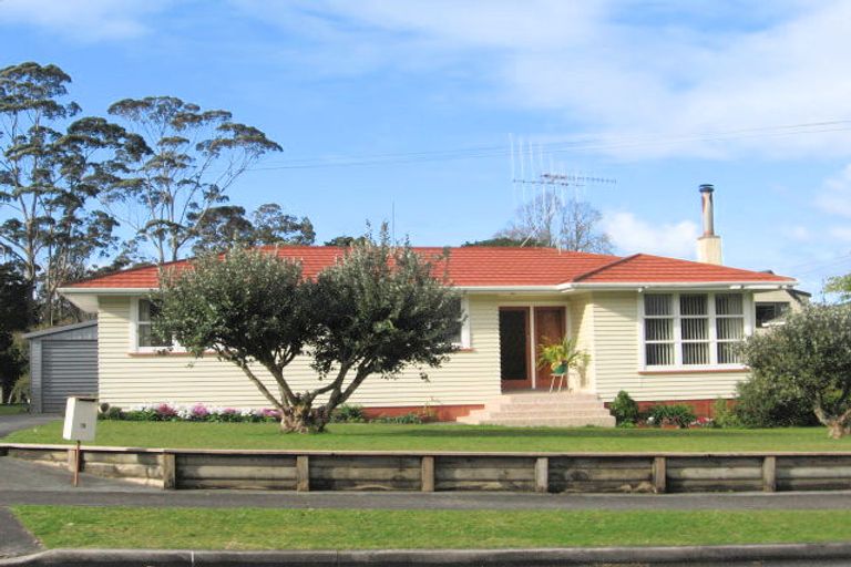 Photo of property in 19 Tuatara Drive, Te Kamo, Whangarei, 0112