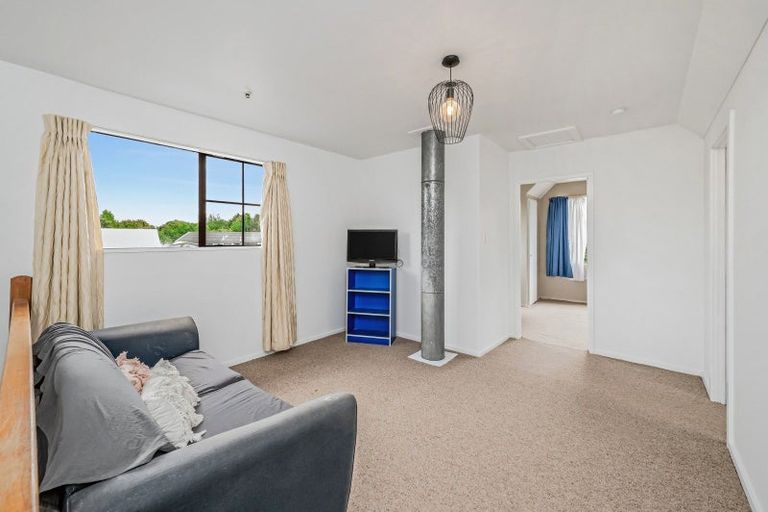 Photo of property in 12 Torlesse Crescent, Darfield, 7510