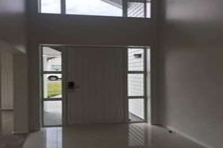 Photo of property in 24 Skipjack Pass, Silverdale, 0932