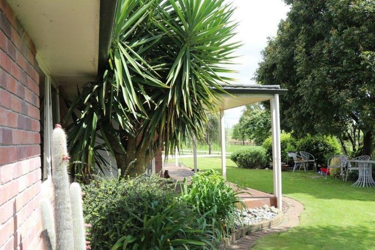 Photo of property in 99 Robson Road, Ngahinapouri, Hamilton, 3290