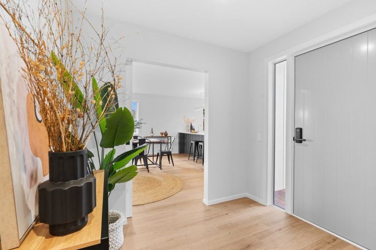 Photo of property in 21 Hereford Drive, Carterton, 5713