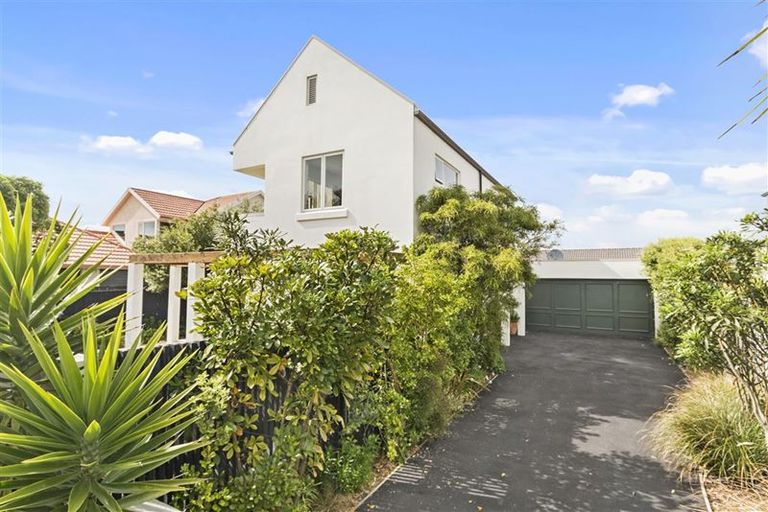 Photo of property in 2 Stout Street, Waimairi Beach, Christchurch, 8083