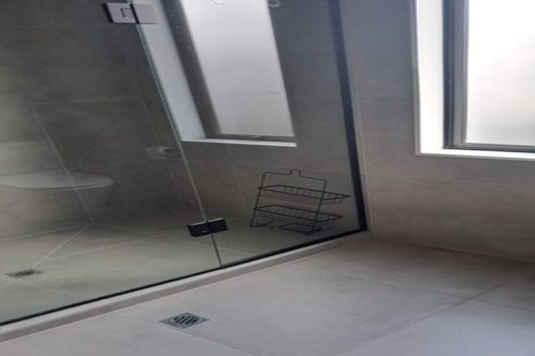 Photo of property in 20 Mina Way, Browns Bay, Auckland, 0630