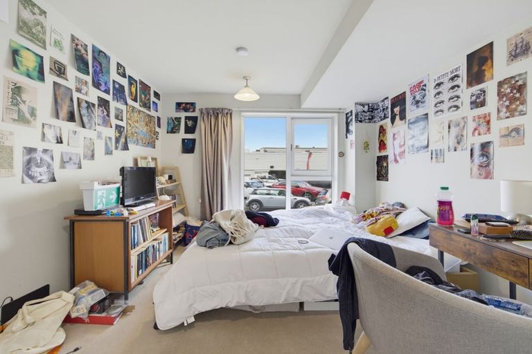 Photo of property in Elizabeth Street Chapel, 4/6 Elizabeth Street, Mount Victoria, Wellington, 6011