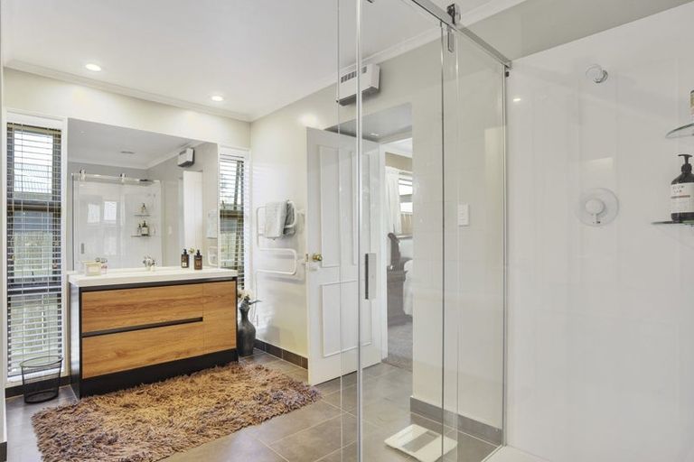 Photo of property in 5 Hinton Place, Rangiora, 7400