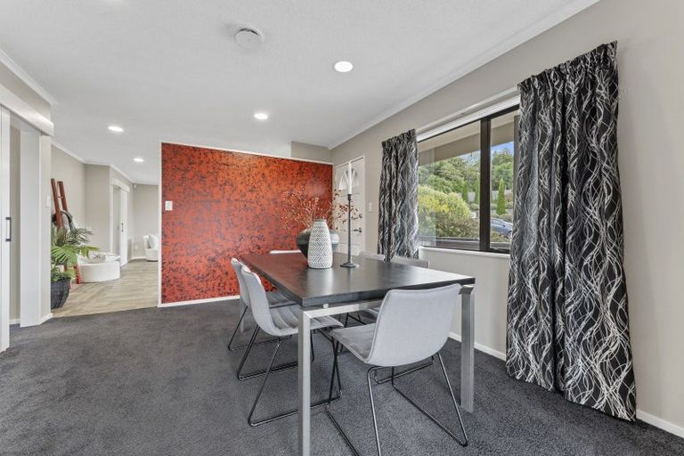 Photo of property in 2 Puketiro Drive, Feilding, 4702