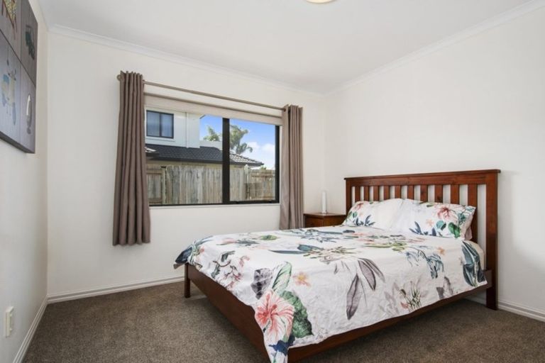 Photo of property in 104 Gravatt Road, Papamoa Beach, Papamoa, 3118