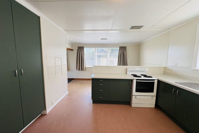 Photo of property in 11 Brentwood Avenue, Highbury, Palmerston North, 4412