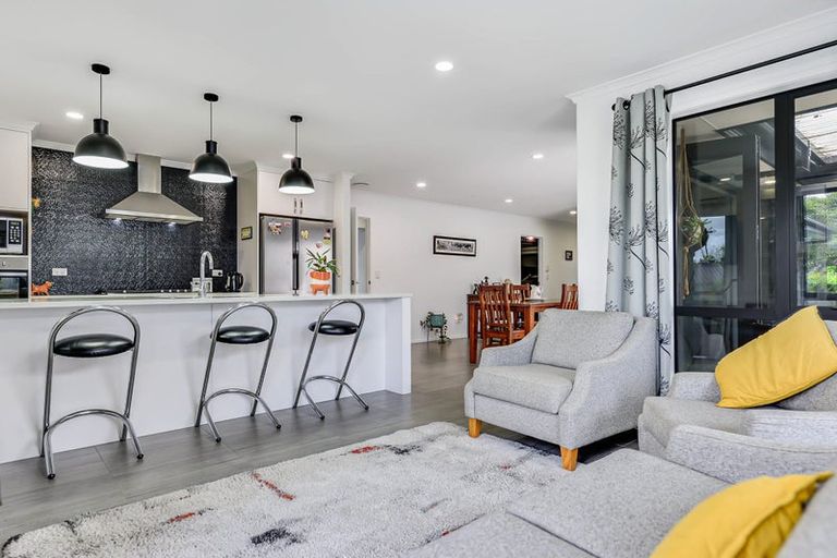 Photo of property in 8 Carlingford Rise, Dinsdale, Hamilton, 3204