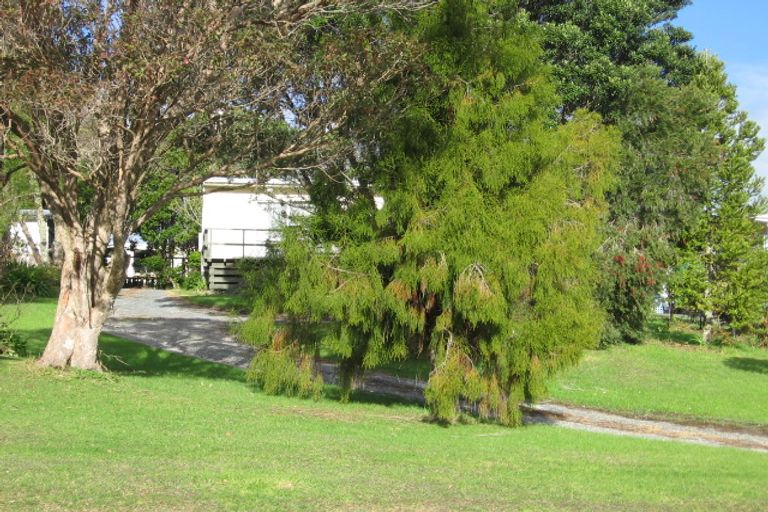 Photo of property in 9 Foster Crescent, Snells Beach, 0920