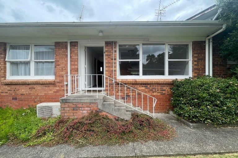 Photo of property in 6/55a Vauxhall Road, Devonport, Auckland, 0624