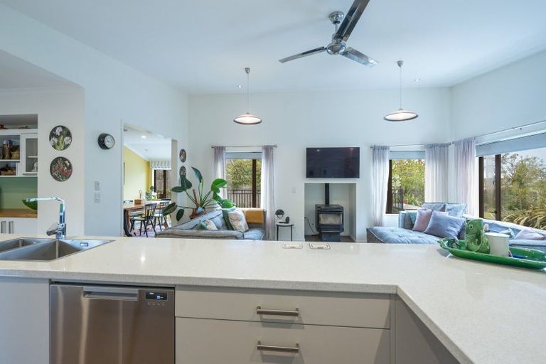 Photo of property in 94 Aranui Road, Mapua, 7005