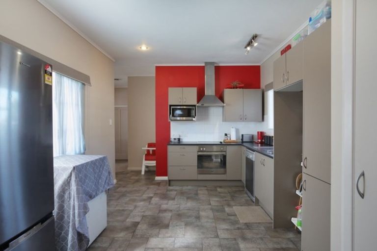 Photo of property in 34 Cuba Street, Marton, 4710