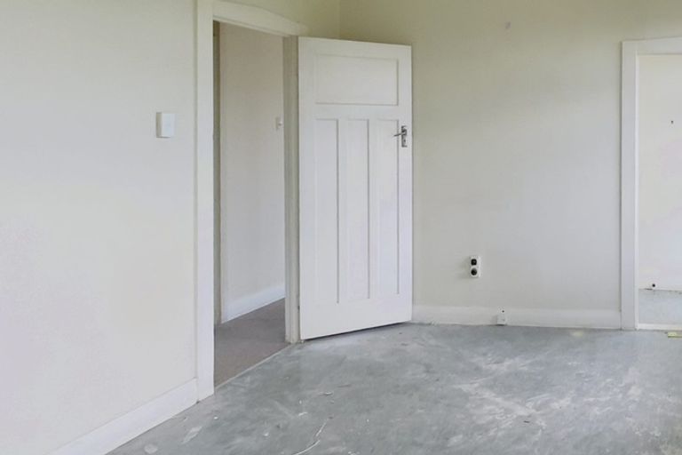 Photo of property in 26 Hamlin Road, Mount Wellington, Auckland, 1060