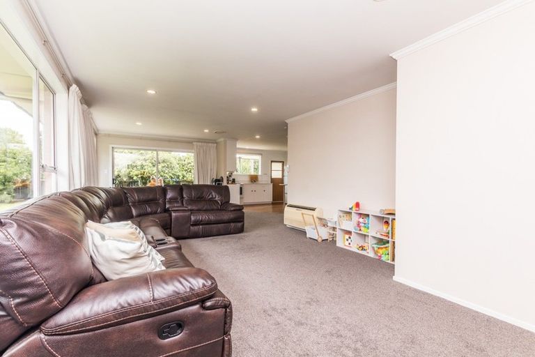 Photo of property in 10 Great North Road, Winton, 9720