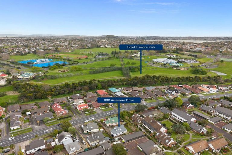 Photo of property in 80b Aviemore Drive, Highland Park, Auckland, 2010