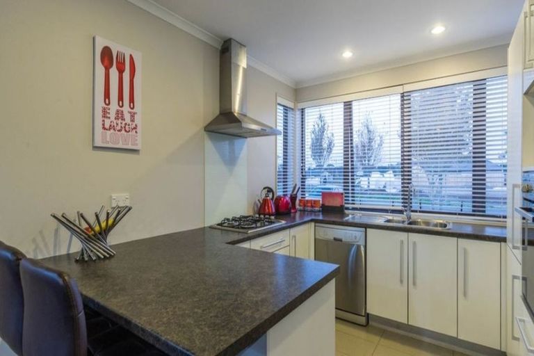 Photo of property in 20 Tarapiroe Avenue, Takanini, 2112