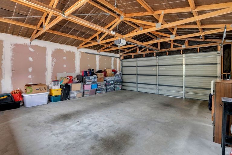 Photo of property in 32 Grove Avenue, Weston, Oamaru, 9401