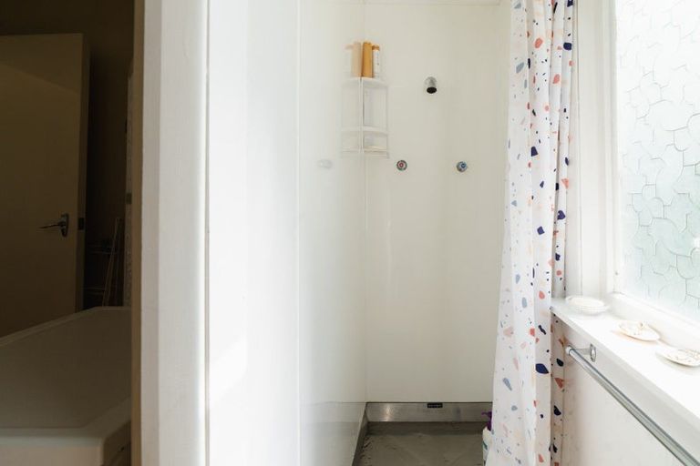 Photo of property in 10 Crescent Street, Purakaunui, Port Chalmers, 9081