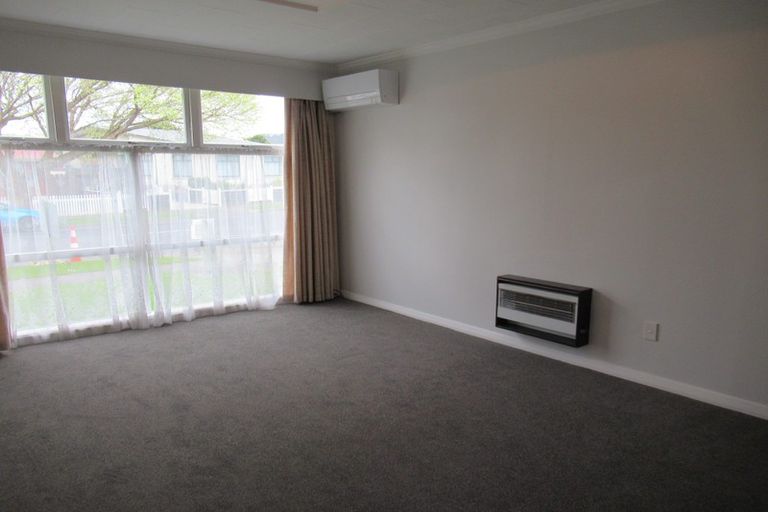 Photo of property in 25 Percy Cameron Street, Avalon, Lower Hutt, 5011