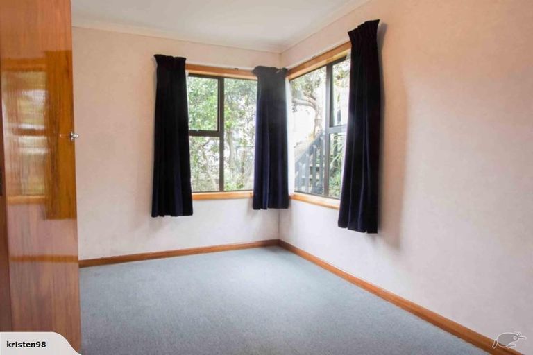 Photo of property in 16 Hornsey Road, Melrose, Wellington, 6023