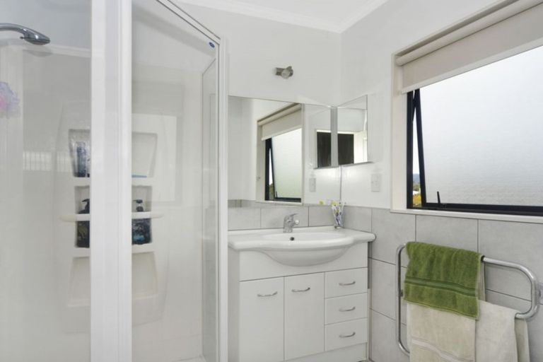 Photo of property in 3 Mclaren Place, Otaki, 5512